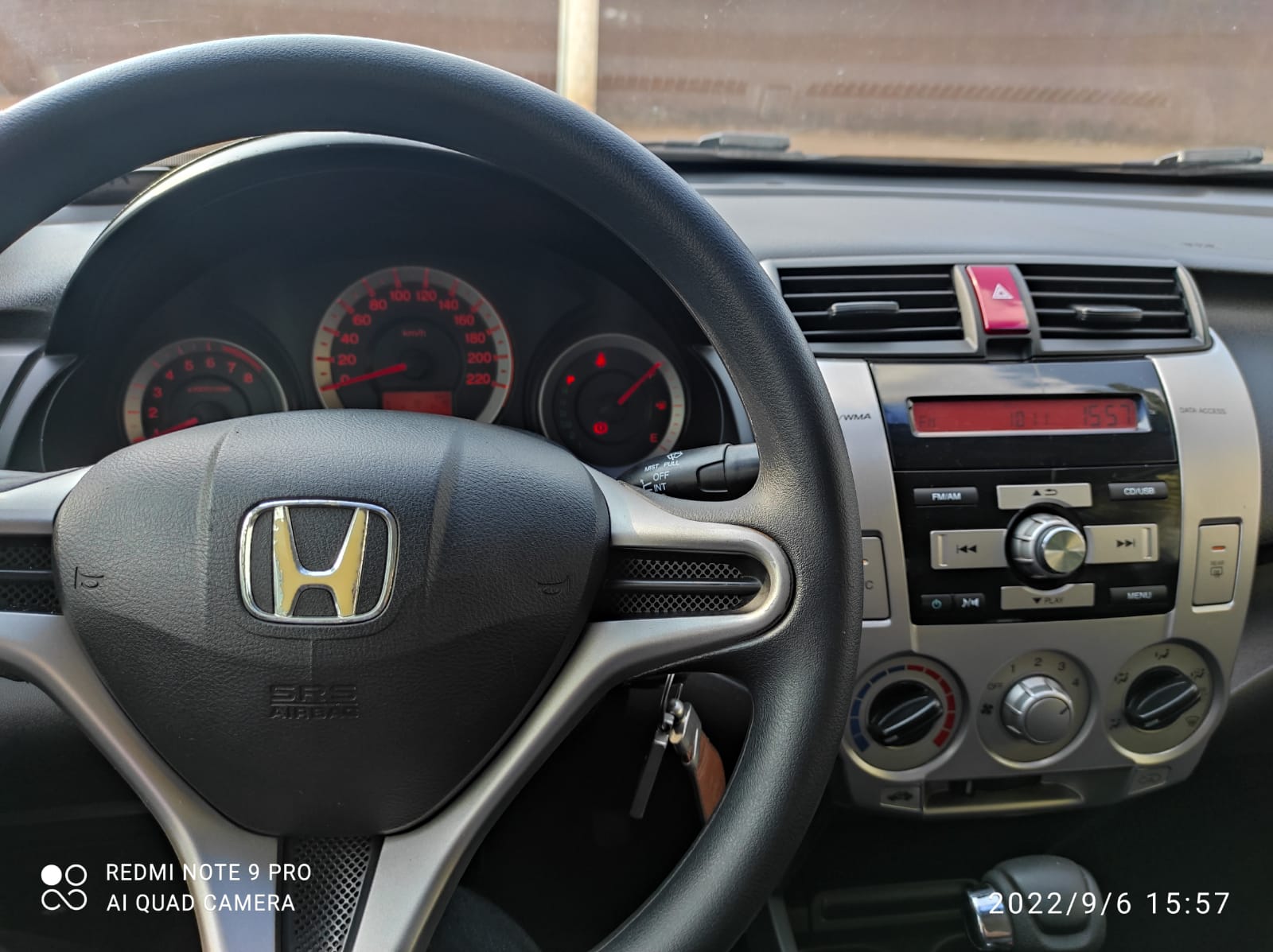 Honda City LX 2010 completo – impecável